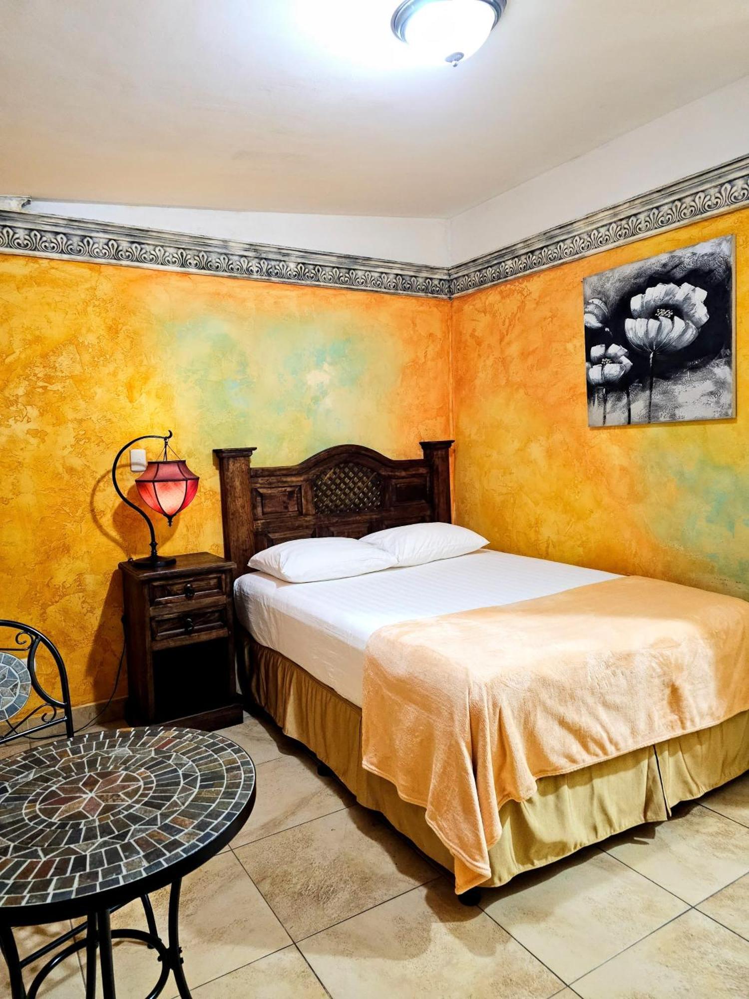 Antigua Inn Hotel Guatemala City Ngoại thất bức ảnh