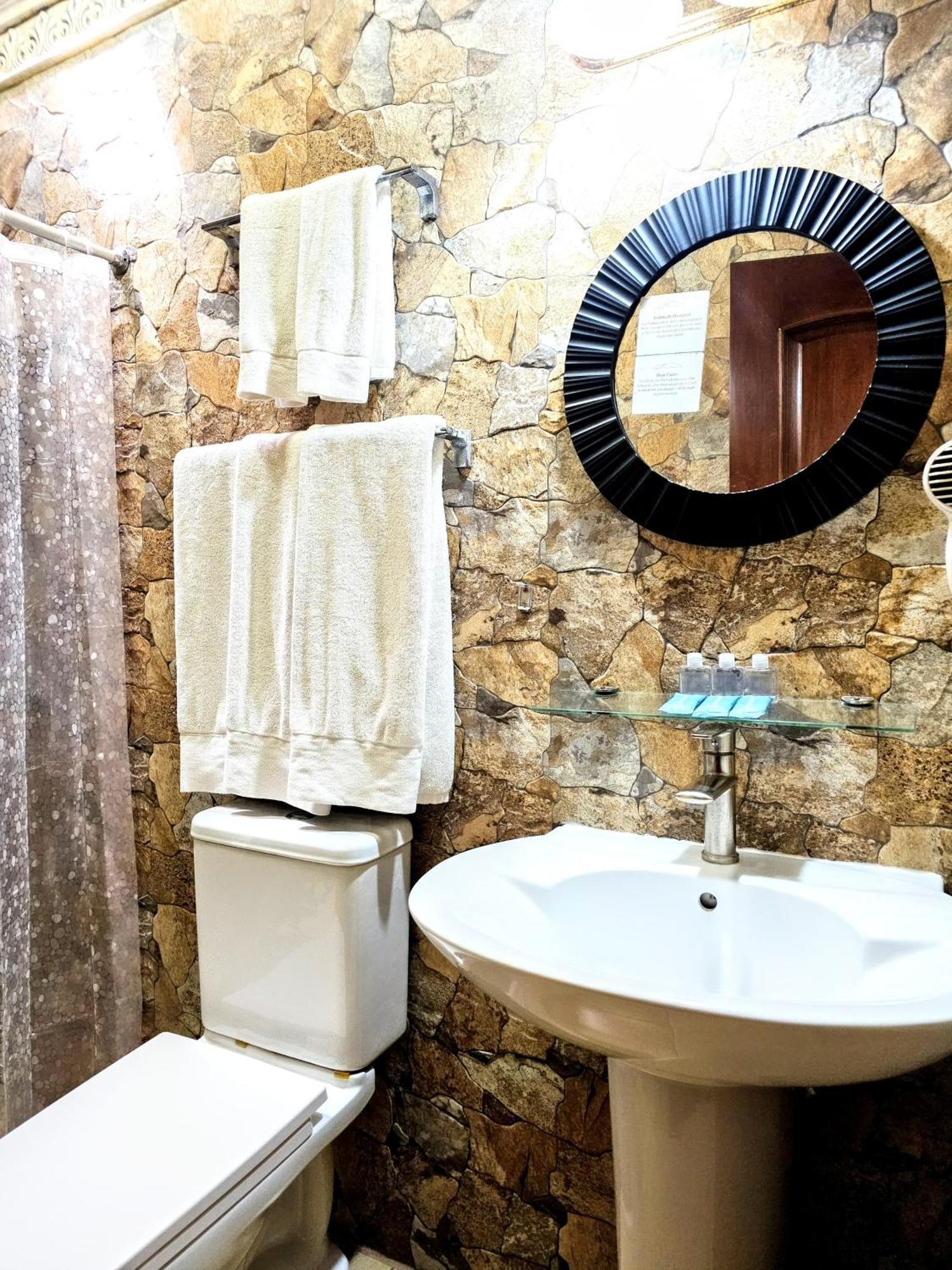 Antigua Inn Hotel Guatemala City Ngoại thất bức ảnh